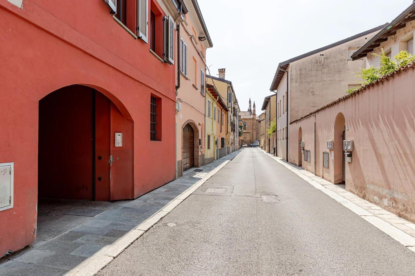 Piacenza Open Space Kültér fotó